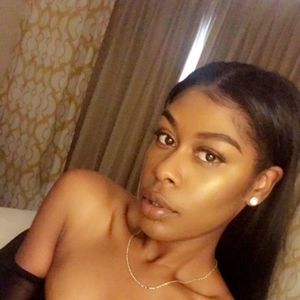 Meet your Posher, Malika